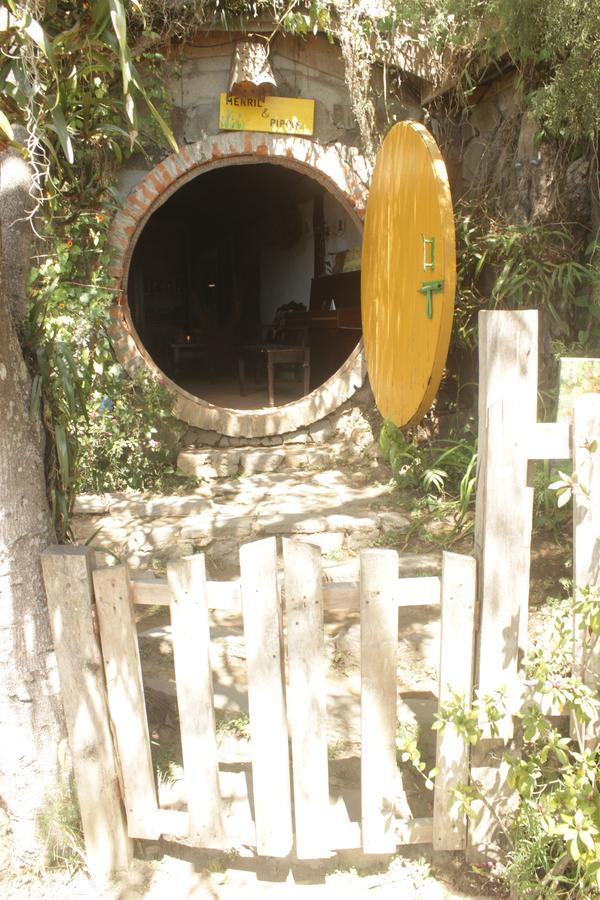 The Hobbit La Comarca Hotel Nueva San Salvador ภายนอก รูปภาพ